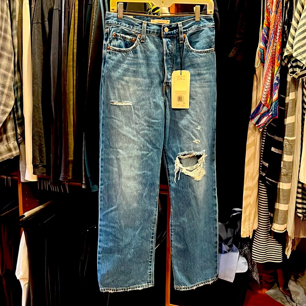 Levi’s rib cage straight ankle
